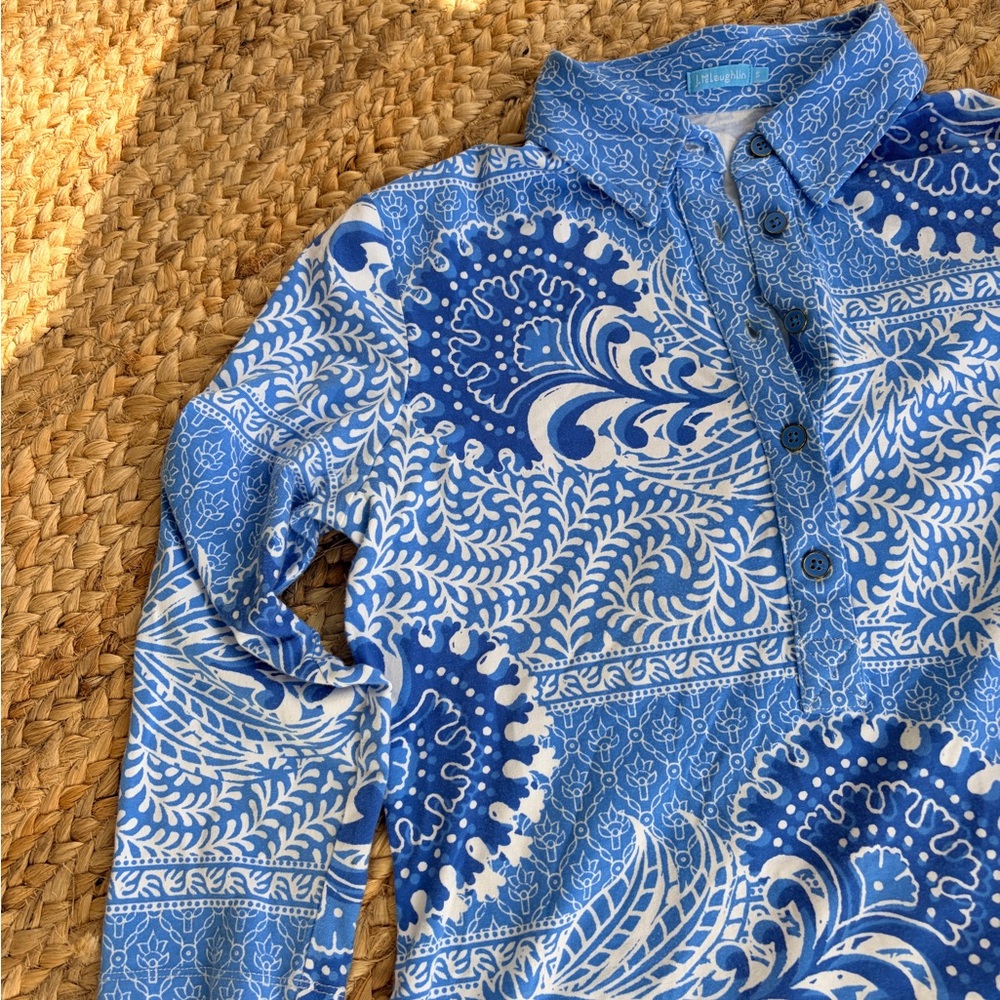 J. McLaughlin Blue and White Printed Short Sleeve Tee